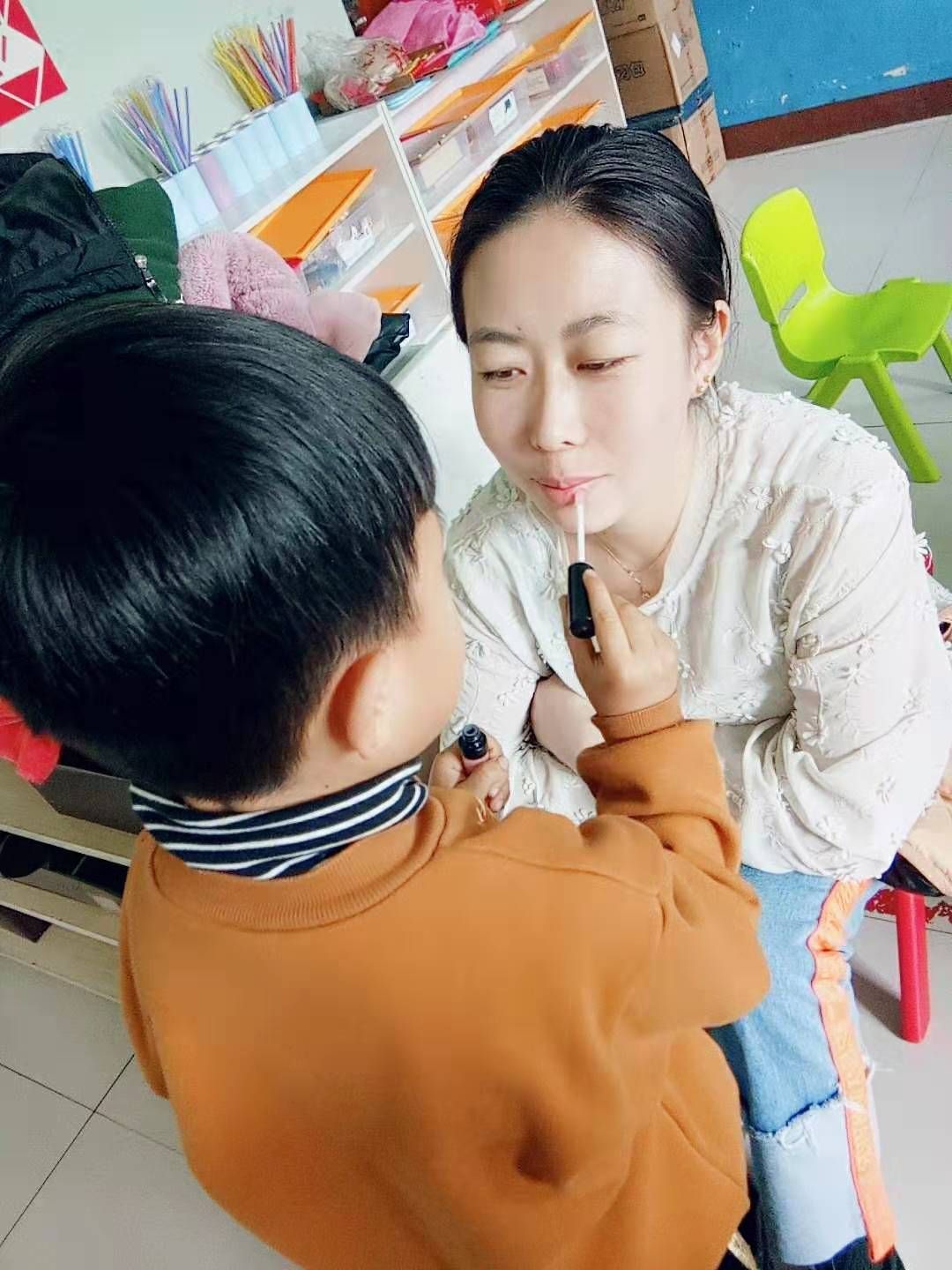 现在学化妆有前途吗_学厨师前途好不好_成都现在哪里学化妆好