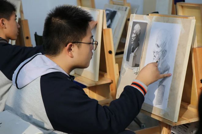 下关一中录取分数线_大理市下关一中附近二手房_下关一中地址