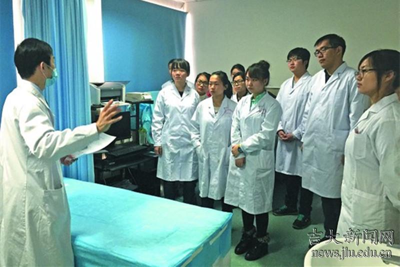 福建医科大学录取分数线_福建本科的大学有哪些_福建医科大学是211吗