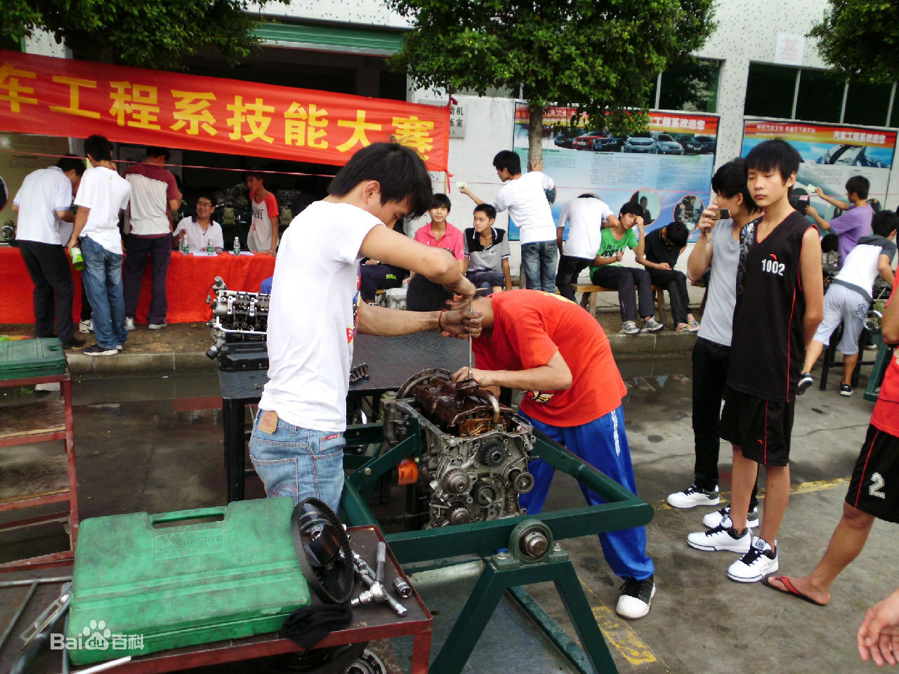 浙江交通技师学院收费_南京交通技师学院_江苏省交通技师学院