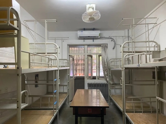 西安城市建设职业学院食堂图片_西安职业技术学院城市建设_西安城市建设职业学院宿舍