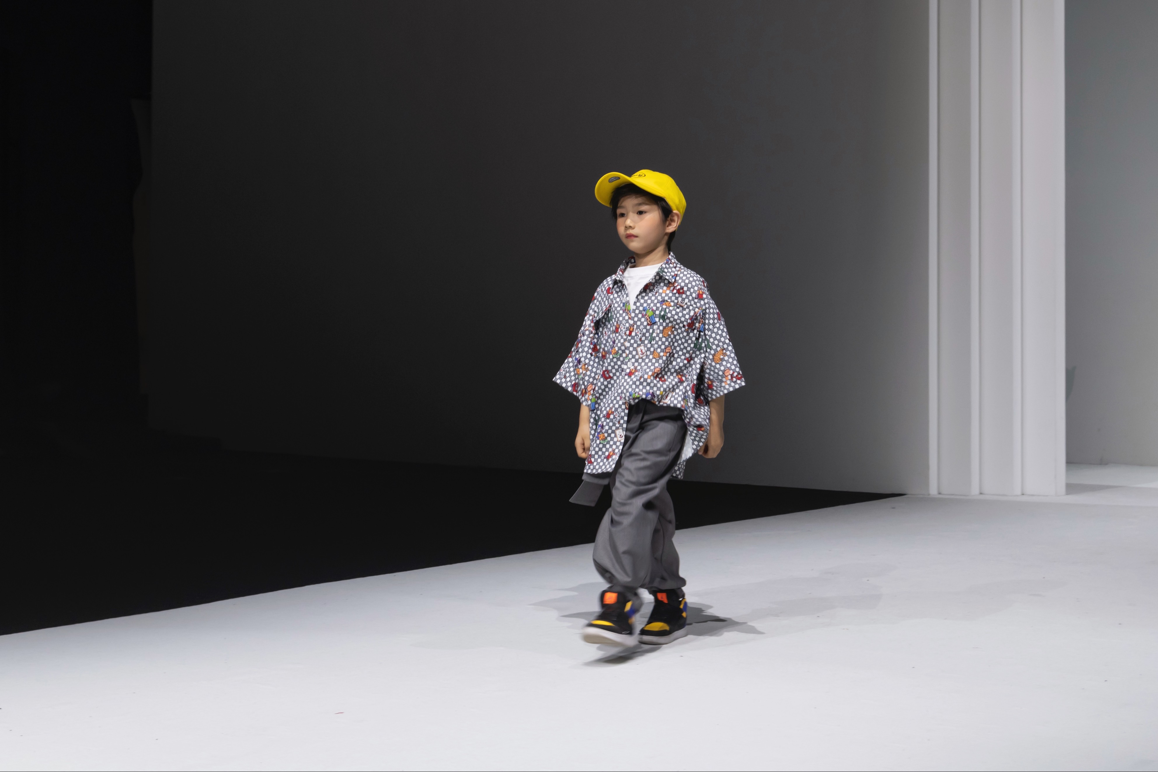 服装学院广州设计2023招生_广州服装设计学院招生_2023广州服装设计学院