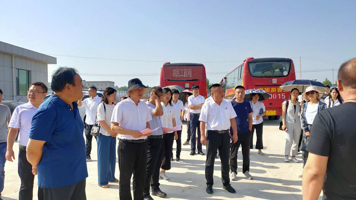 四川职工医保缴费年限_四川科技职工大学_四川2017职工平均工资