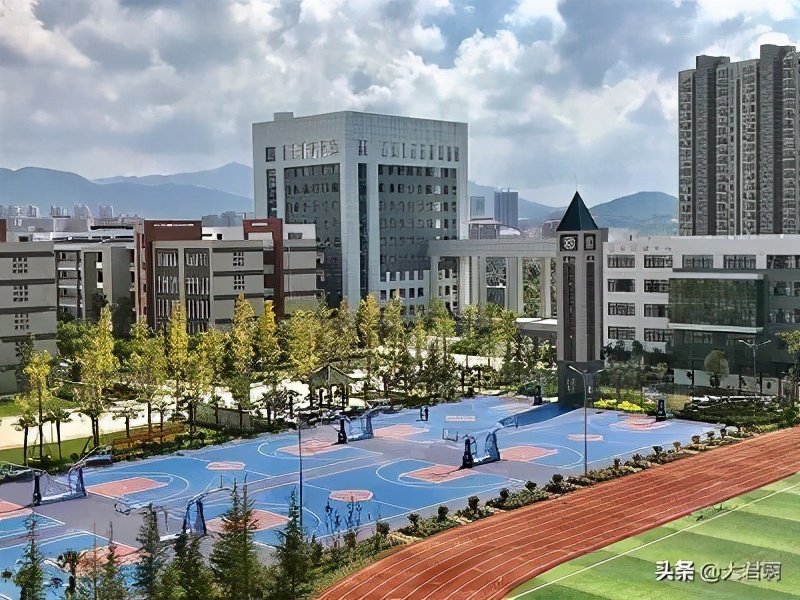 福州师大二附中图片_云南师大附中高新一中_青海师大二附中校花