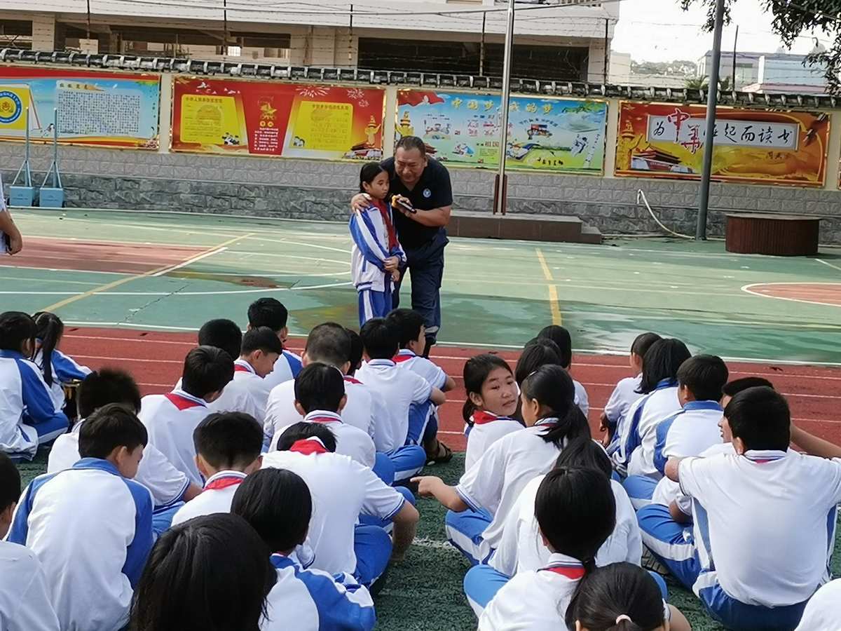 县中学属于农村中学_获嘉县第一初级中学_宁蒗县贝尔希望中学