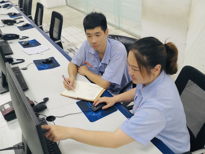 现在学修车有前途吗_现在学修车行业怎么样_前途修车学现在有工资吗