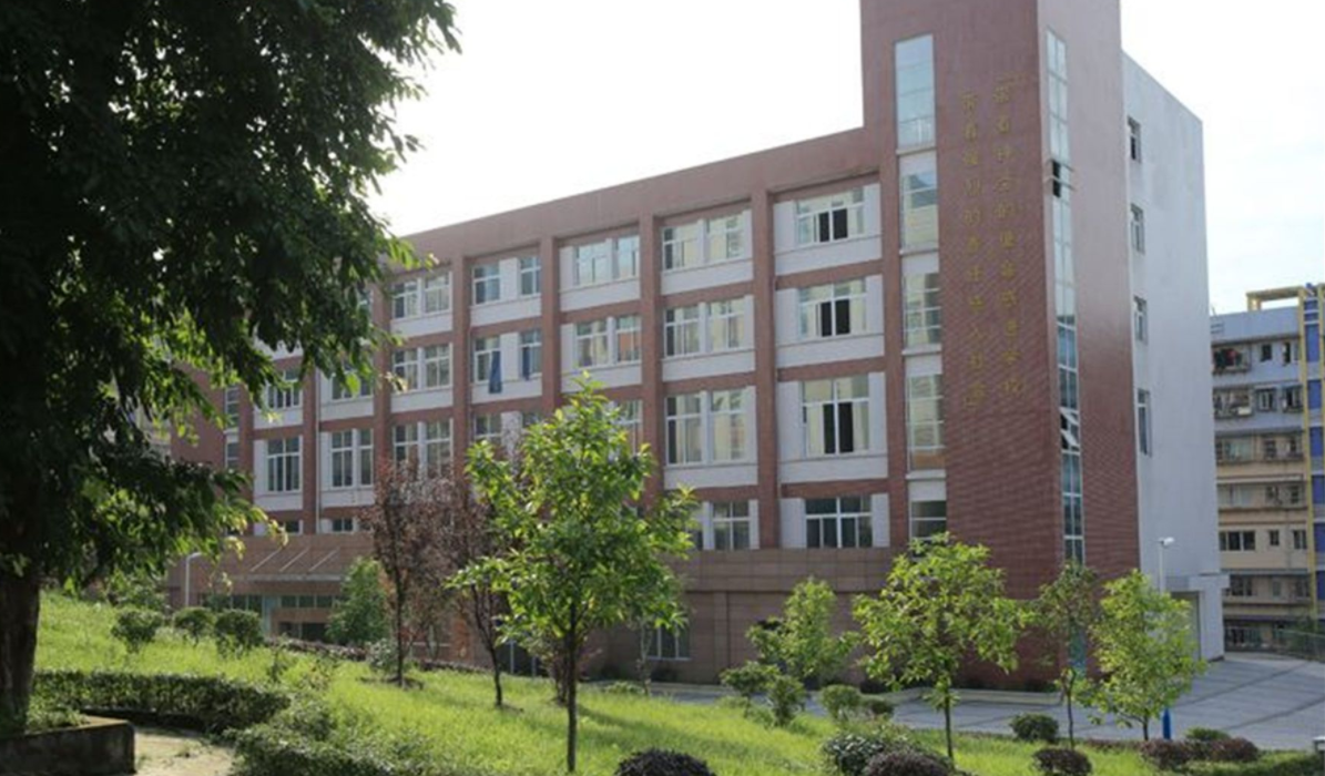 龙门浩职业中学校_龙门浩职业中学招生简章_龙门浩职业中学3+4好不好