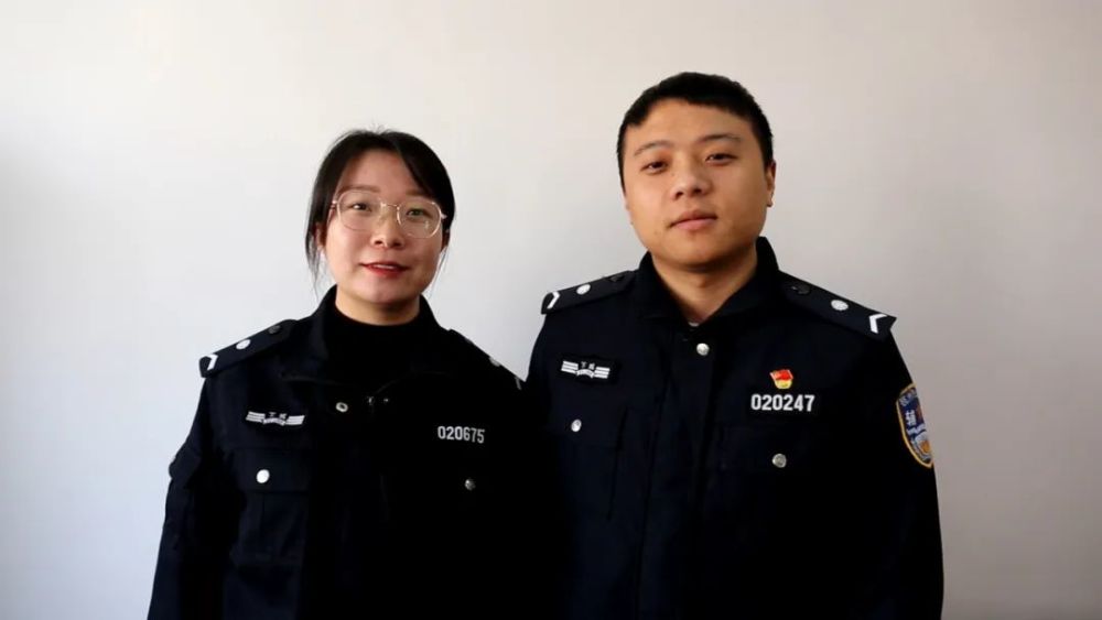 中国留学生严俊_中国留学生范_中国留学生严晓琴