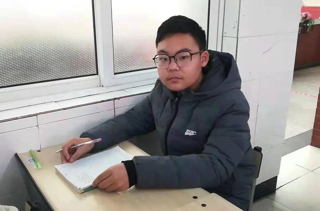 武校报名费一般多少_塔沟武校考大学要多少分_塔沟武校报名费用