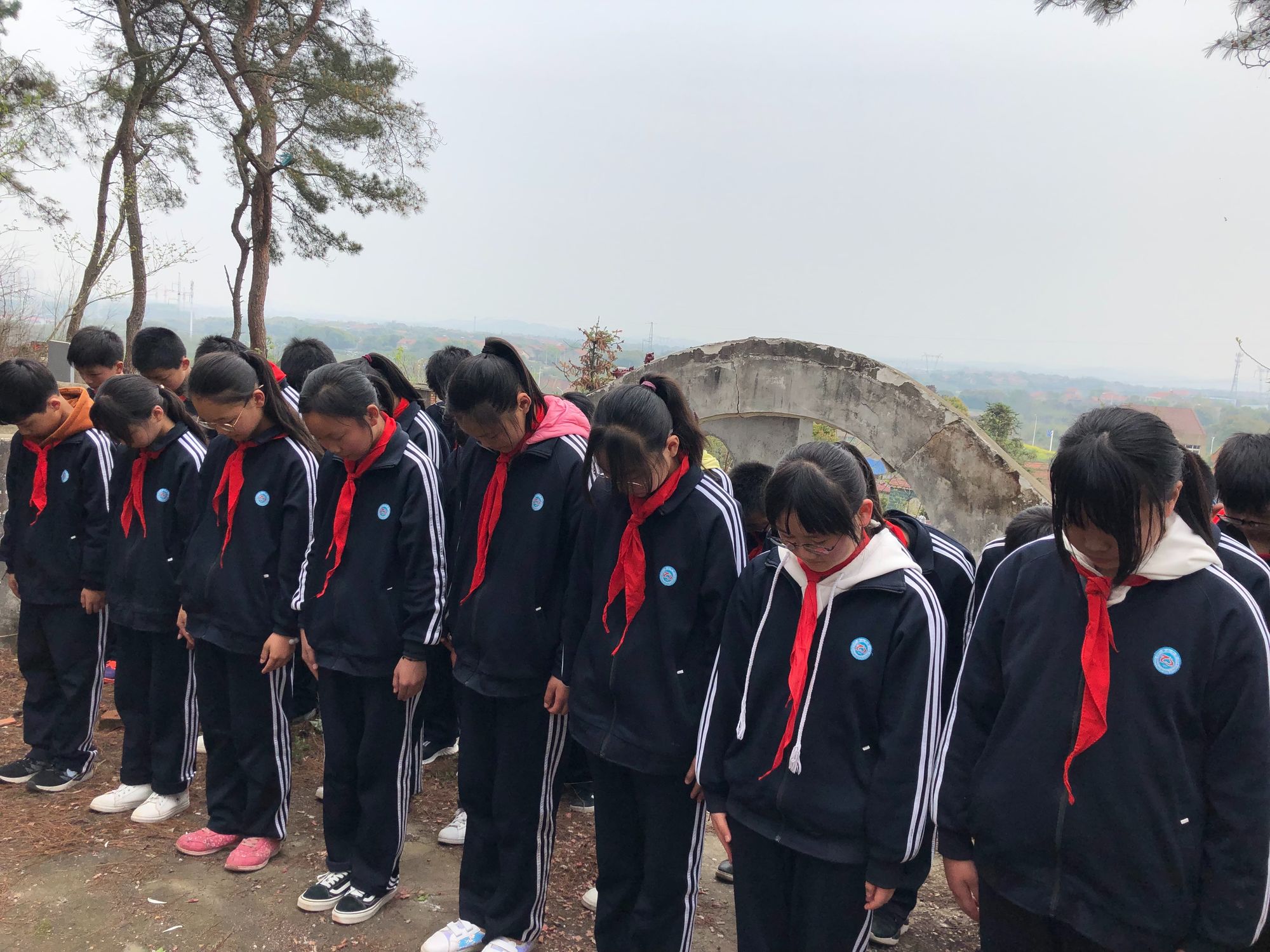 郑州文明网清明祭英烈2020_郑州文明网祭英烈_郑州文明网清明祭英烈2023