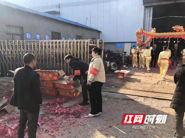 烟花爆竹销售点上海_上海烟花爆竹销售点_烟花爆竹上海售卖点