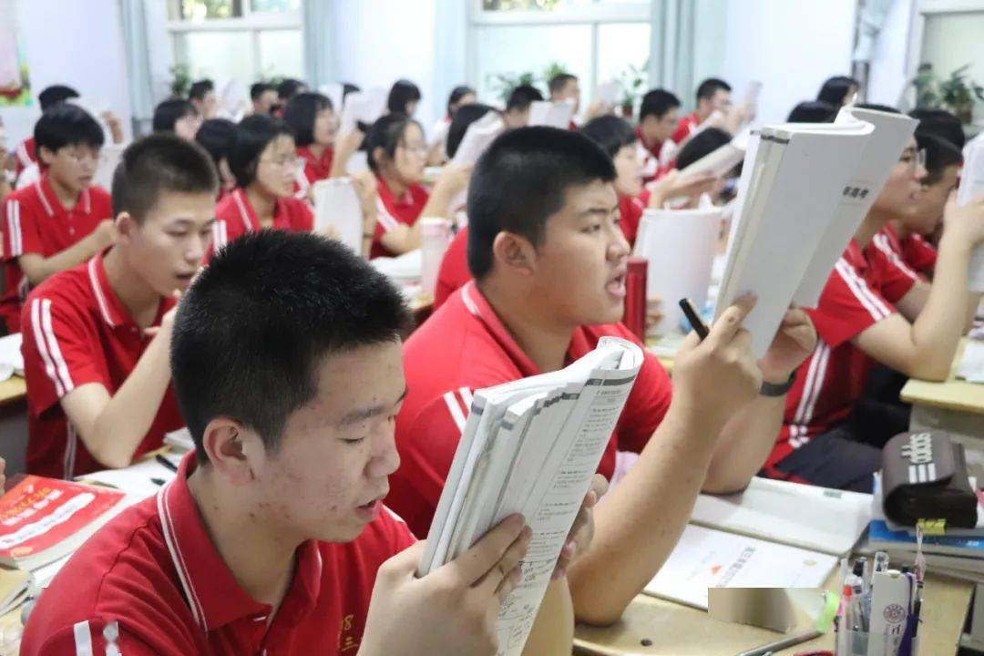 高三激励短句唯美_家长对孩子高三激励短句_高三激励短句