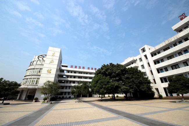 锦州铁路高中某校长_锦州市铁路高级中学贴吧_锦州市铁路高级中学