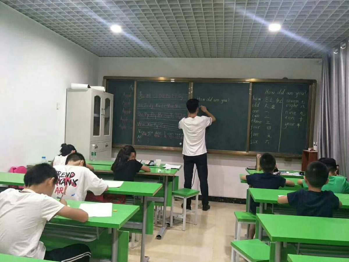 铜梁中学校_铜梁中学吧_铜梁中学多大