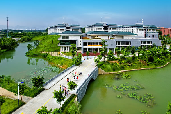 深圳市宝山技工学校官网_深圳宝山技工学校校风怎样_深圳市宝山技工学校