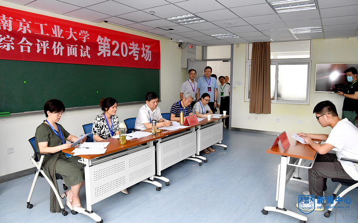 大学生六级报考_大学生英语六级报名_六级报名英语大学生能报吗