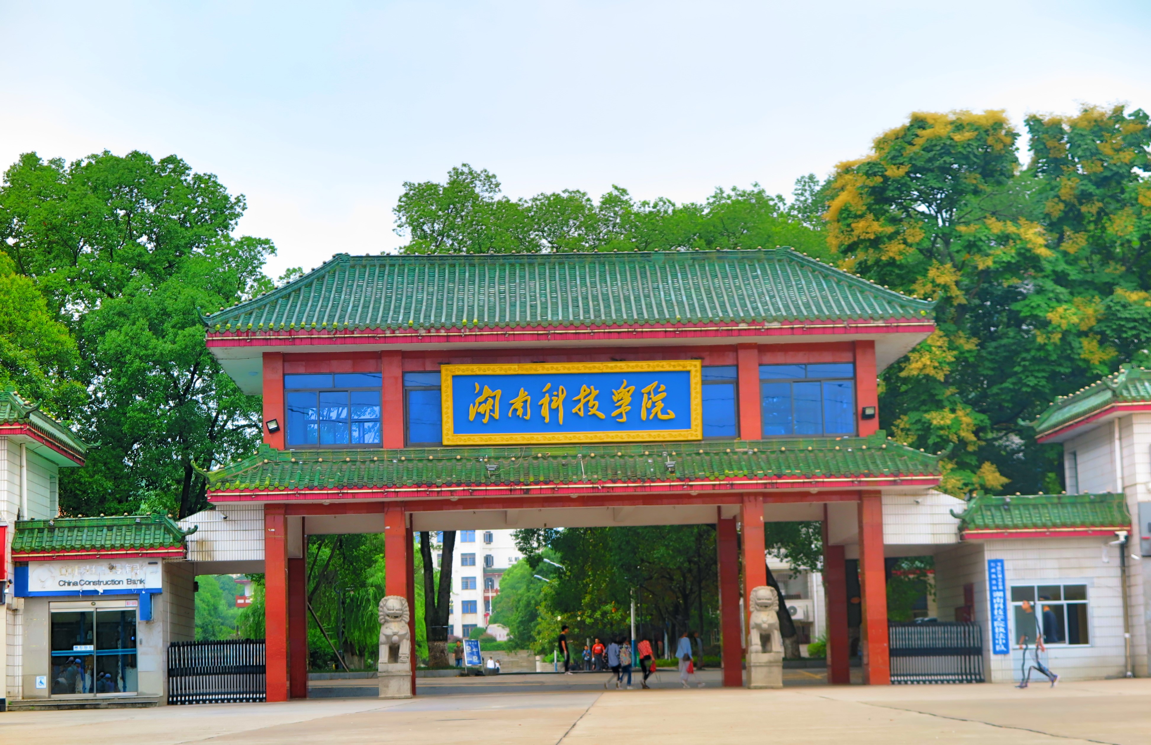 重庆大学本科分数线_重庆三本大学_重庆大学本科招生网