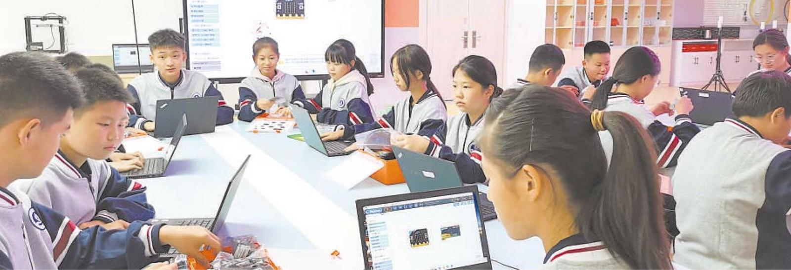 传媒合格校考四川学院线多少分_四川传媒校考合格线2021_四川传媒学院2024校考合格线