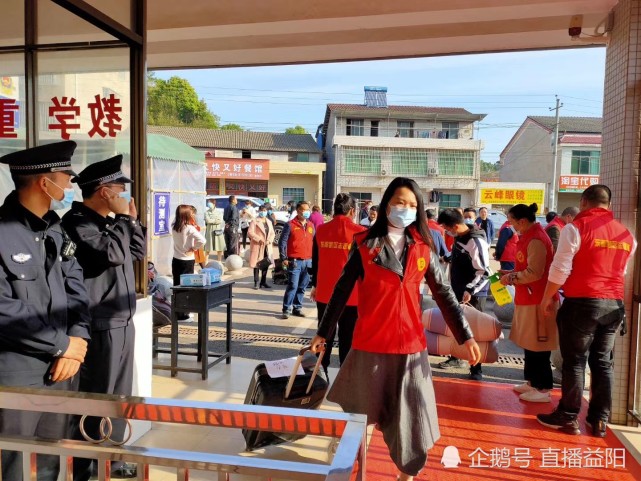 志愿者西部计划什么意思_西部计划志愿者的出路_西部计划志愿者出征仪式