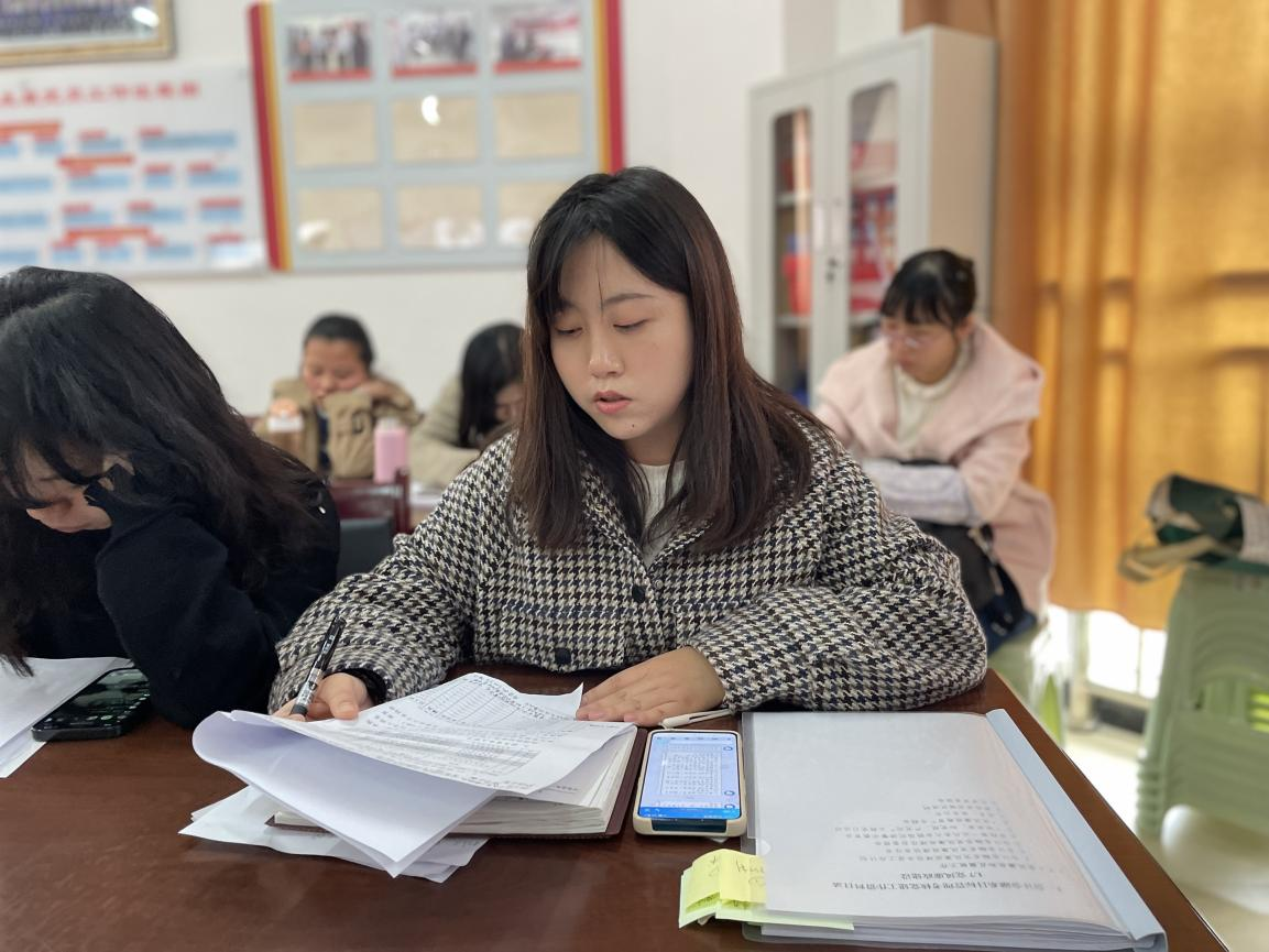 大专女生适合学专业吗知乎_大专女生适合学专业吗_大专适合女生学的专业