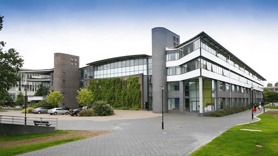 斯旺森工学院_rmit斯旺斯顿学术大楼_斯旺学院