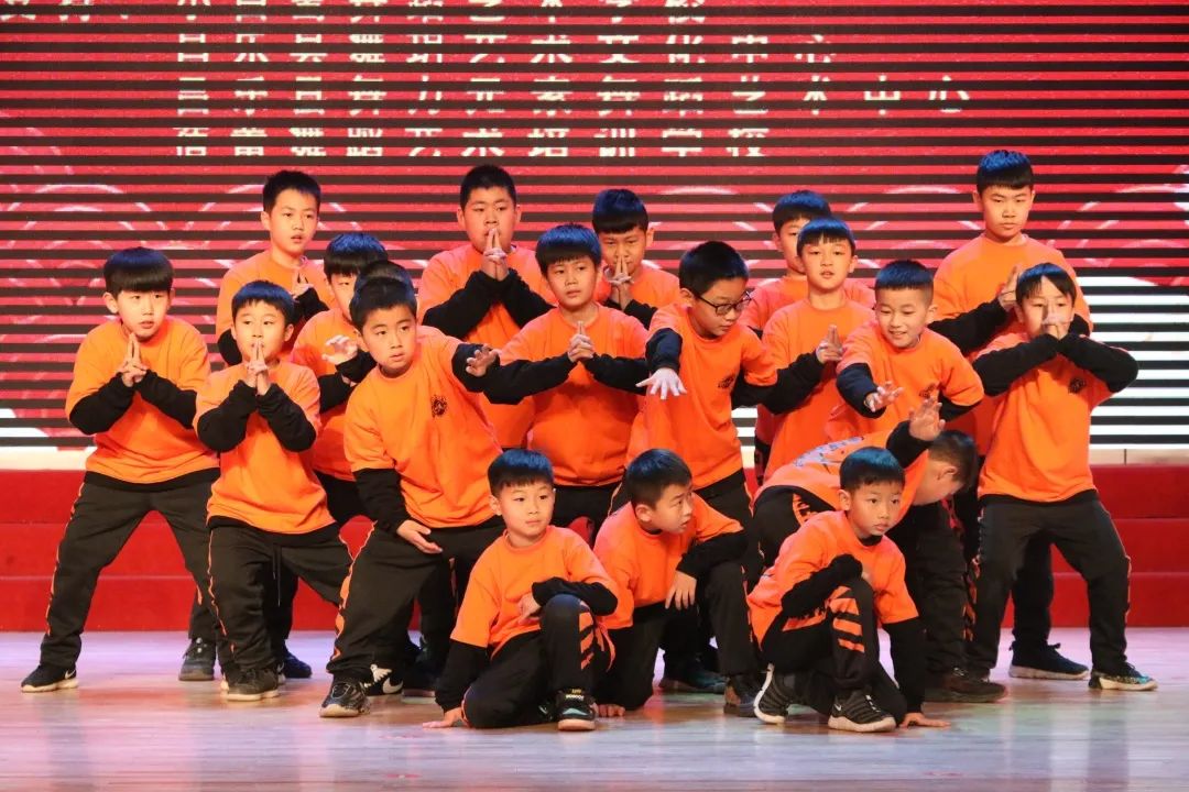 哈尔滨体育学院单招_哈尔滨体育学院单招录取名单_哈尔滨体育学院单招录取分数线