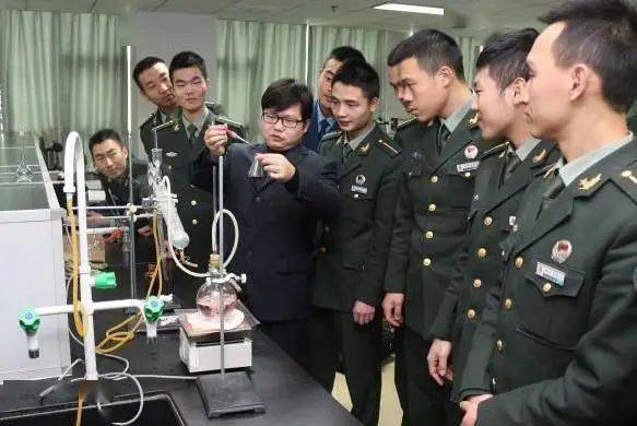 炮兵指挥学院院歌_指挥炮兵学院是军校吗_第二炮兵指挥学院