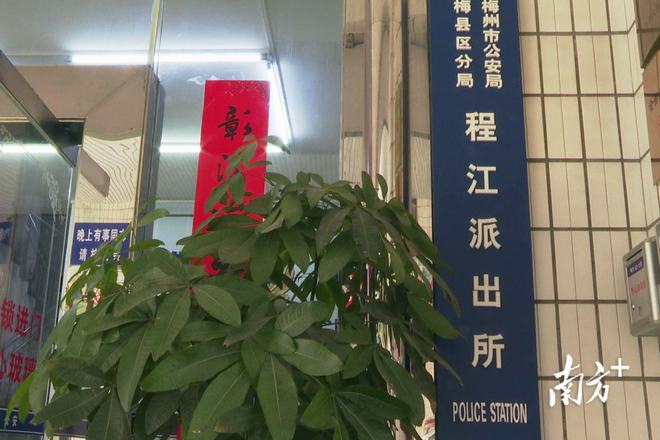 弟弟高考姐姐穿什么衣服_弟弟藏姐姐高考准考证姐姐回应_弟弟藏了姐姐高考准考证