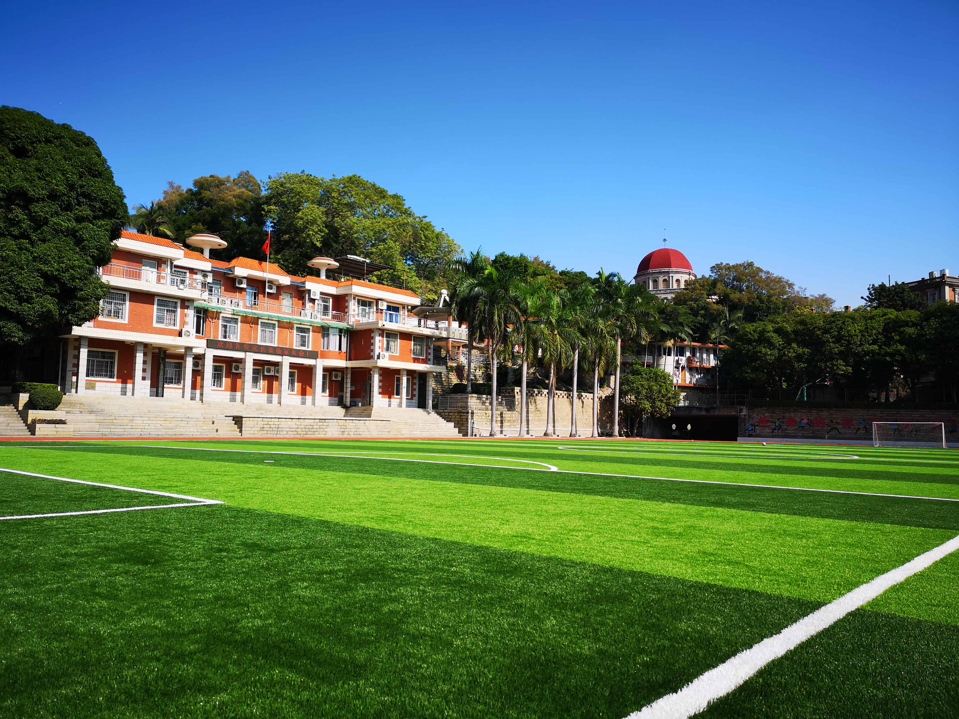 厦门华侨中学喜报_厦门华侨高中还在吗_厦门华侨中学校服