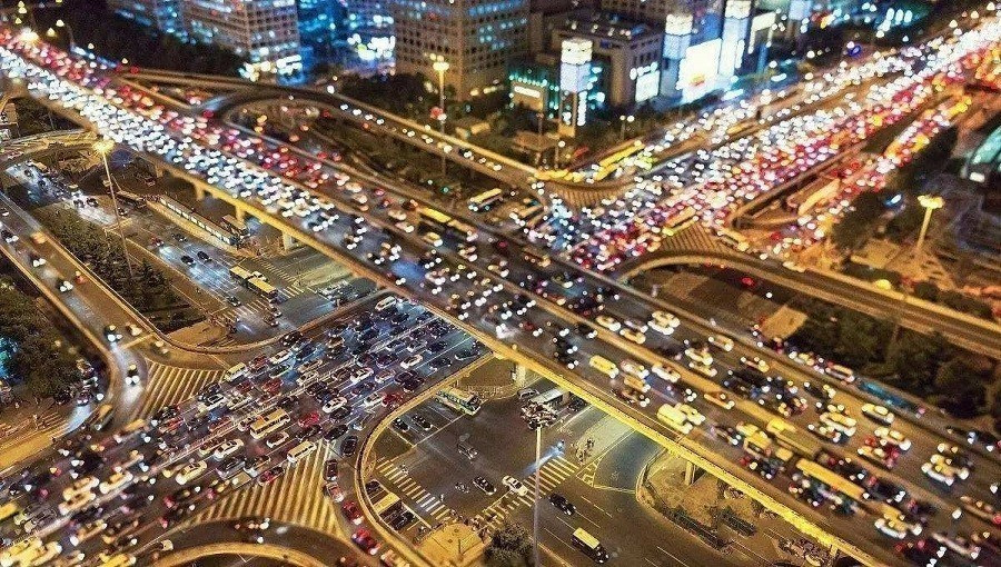 今年公交_2022年公交车_2024年公交brt是什么意思