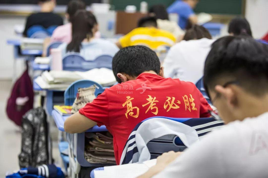安徽高考分数线段2021_安徽省高考分数线2024年公布_安徽省的高考分数