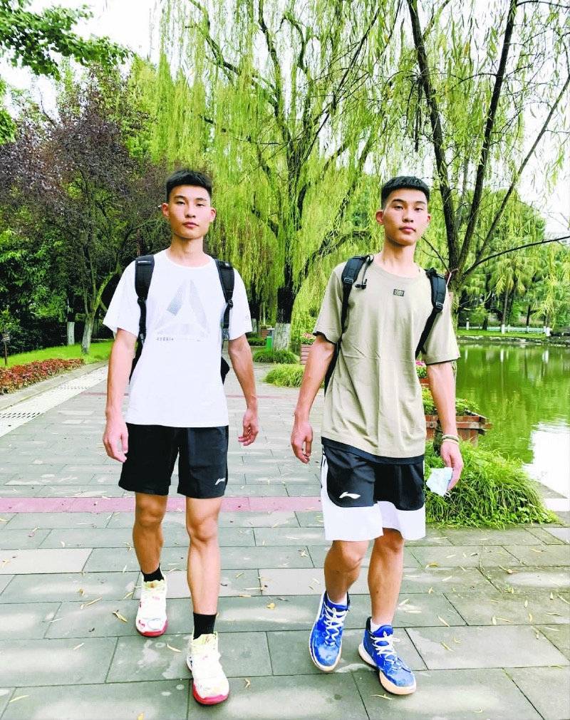 石油西南大学走锦水河站多远_西南石油大学在哪_石油西南大学张翀