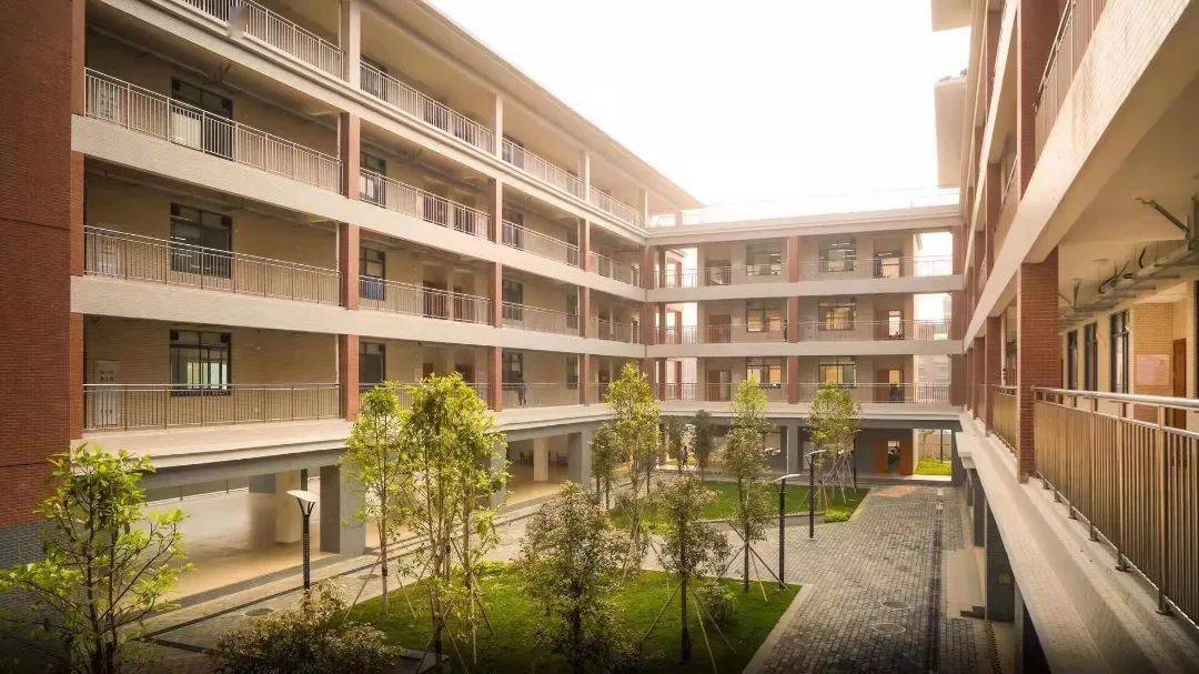 2023年乐山职业技术学校录取分数线_高考分数学校录取_乐山职业技术学院录取分数线