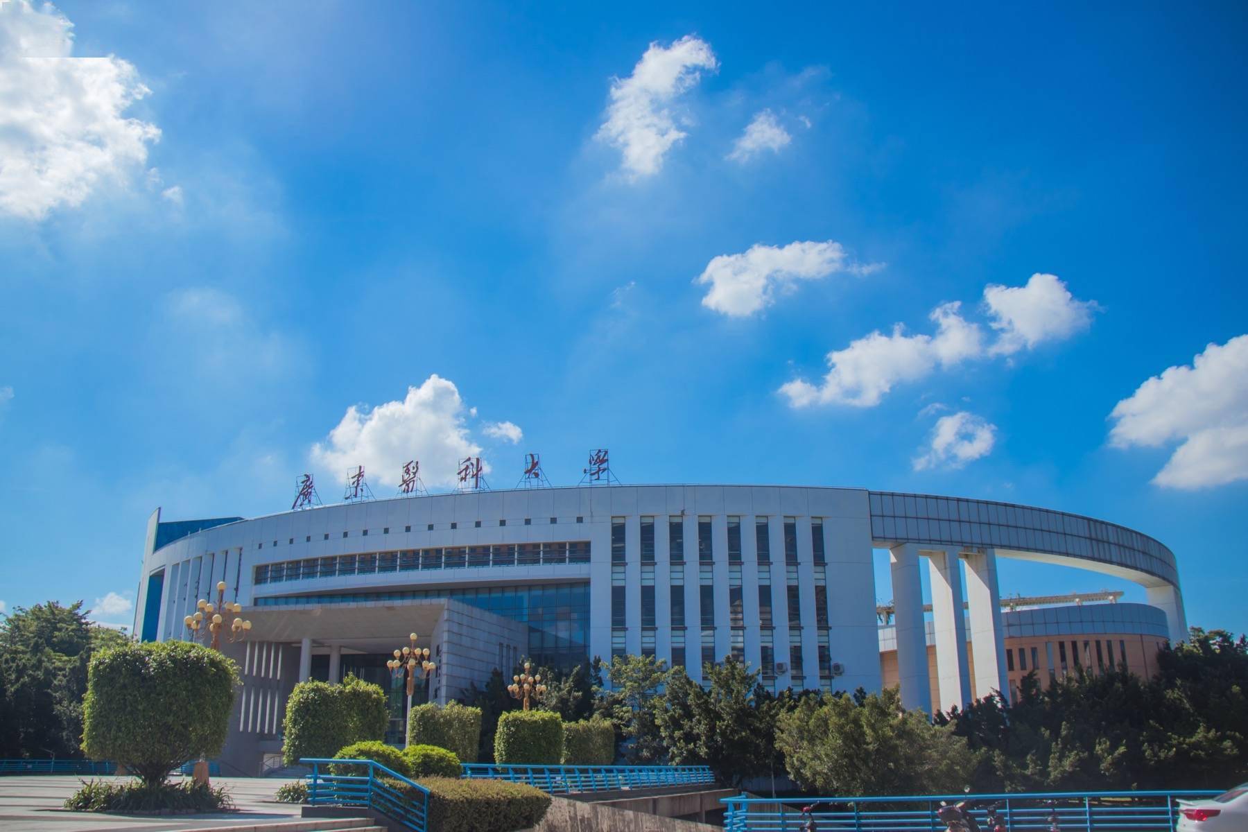 广东省十大野鸡职业院校_广东省野鸡大专_广东野鸡职业学院