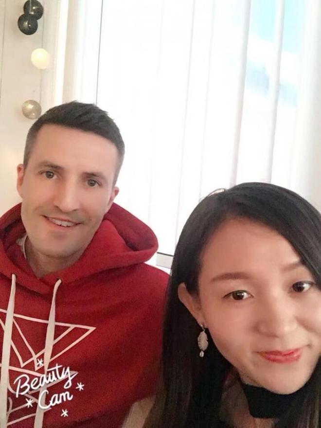 上海思博职业学院在那里？怎么样？_上海思博职业学院多大_上海思博职业技术学院校徽