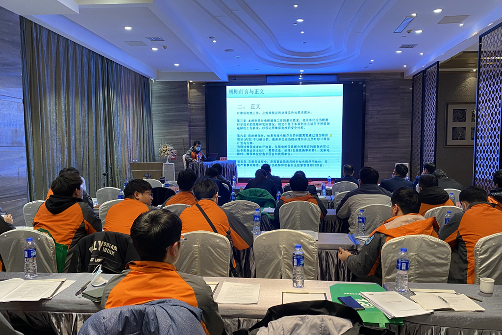 特训学校哪里好_学校好还是培训班好_学电商哪个培训学校好
