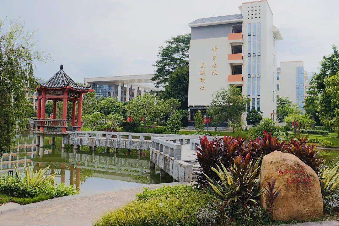 惠州经济职业技术学院专业学费_惠州经济职业技术学院学费_惠州经济职业学院学费多少