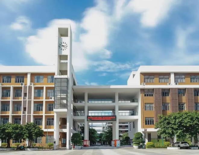 2021年中考肇庆录取分数线_肇庆市中考录取分数_肇庆中考录取分数线