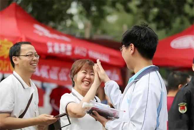 首都大学医学院_首都大学医科是211还是一本_首都医科大学是211吗