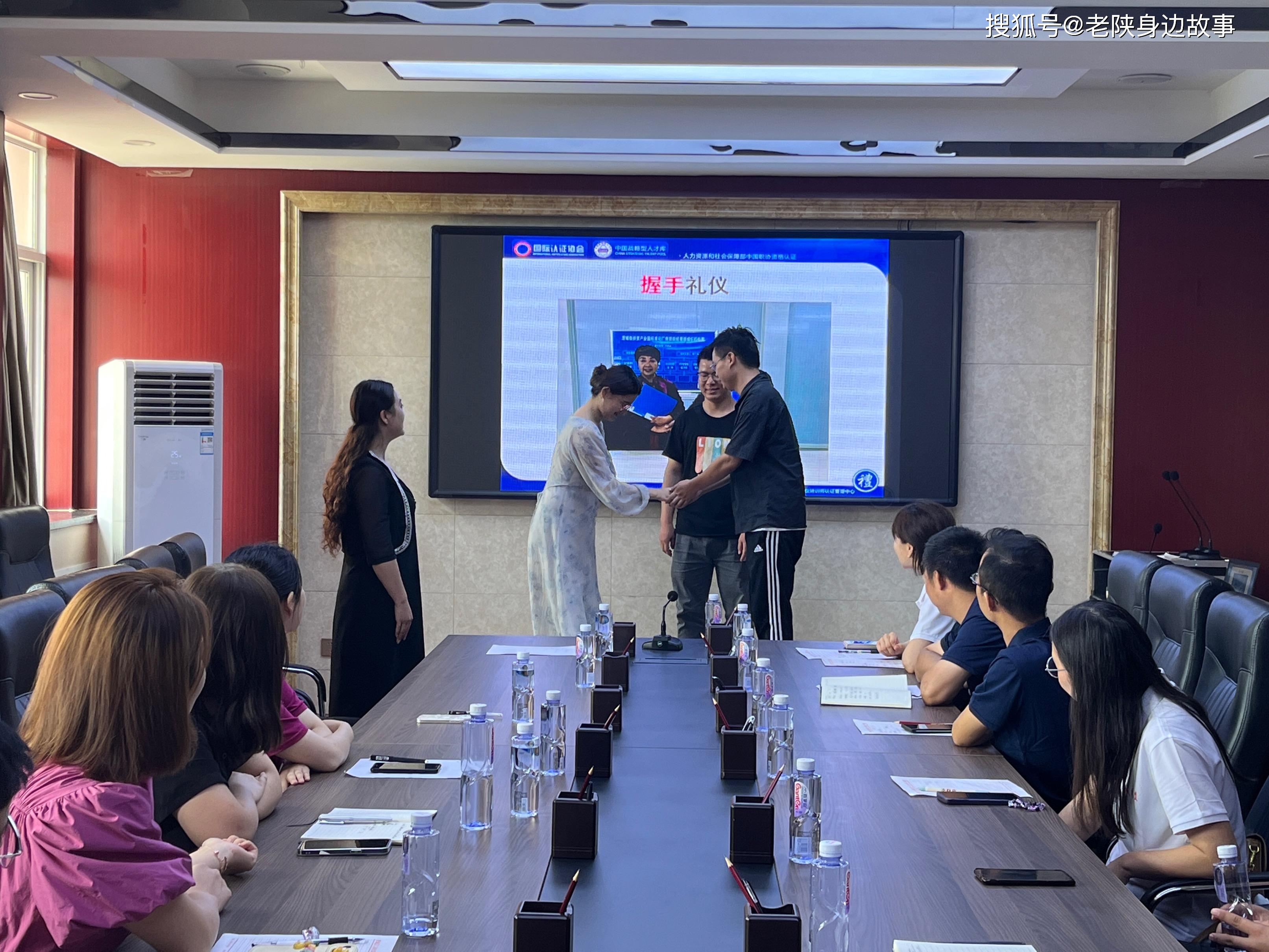 送礼就送班主任行吗_送礼给班主任说些什么_给班主任送礼的禁忌 送礼要注意什么