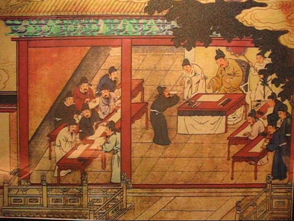 高考英语作文百科__高考制度英语作文
