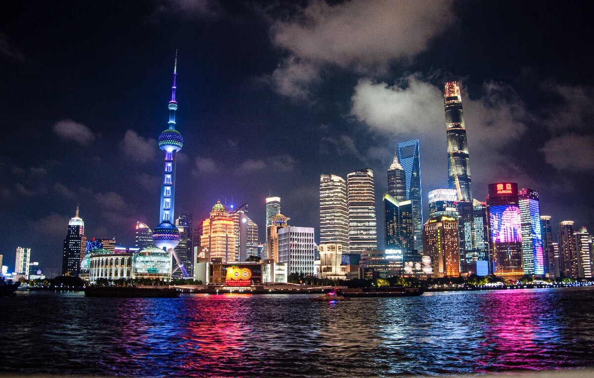 飘如浮云矫如惊龙怎么读_读万卷书不如行万里路英文_如同的英文怎么读