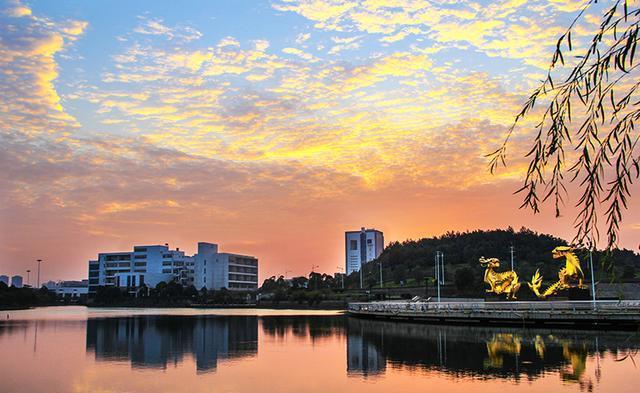 南昌医学院校址_南昌医学院在什么区_南昌大学医学院地址