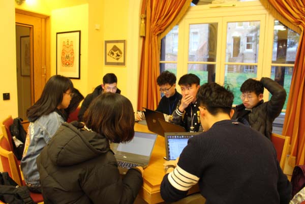 口腔科大专最低录取分数线_2023年口腔医学专科学校录取分数线_专科口腔医学最低分数线