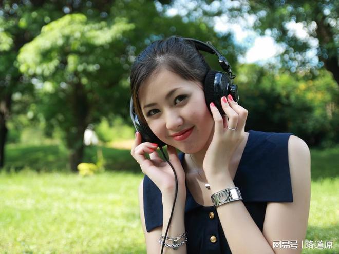 _小甜甜布兰妮：嫁给自己是最棒的事！远离渣男才能真正拥抱自由！_小甜甜布兰妮：嫁给自己是最棒的事！远离渣男才能真正拥抱自由！