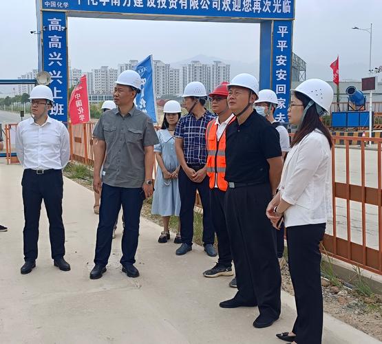 百色市财经技术学校 粤菜师傅项目调研指导 _百色市民族卫生学校_ 南粤家政项目培训基地 