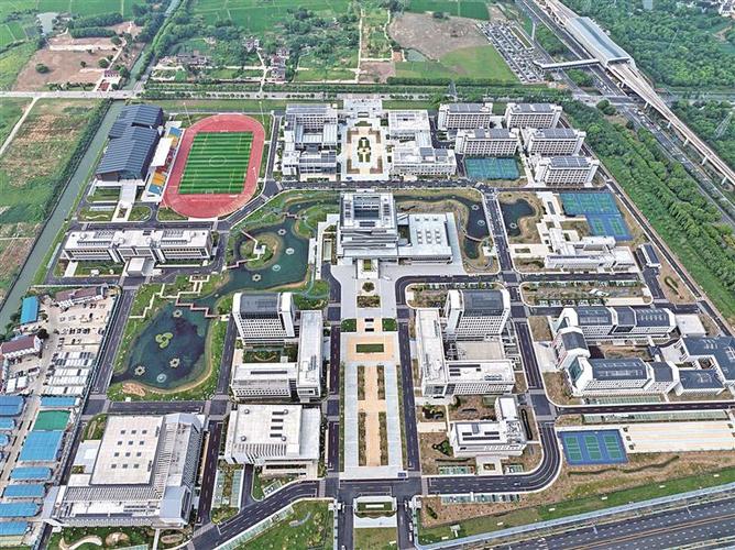 江南大学江阴校区招生信息_江南大学江阴校区专业介绍_江南大学2021录取分数线