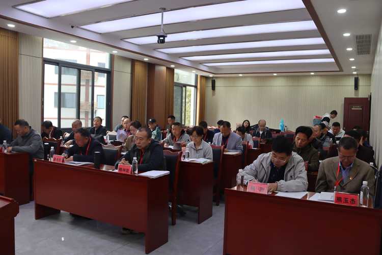 四川人力资源和社会保障厅考试网_2015年四川自主择业军转干部培训_军转干部适应性培训班