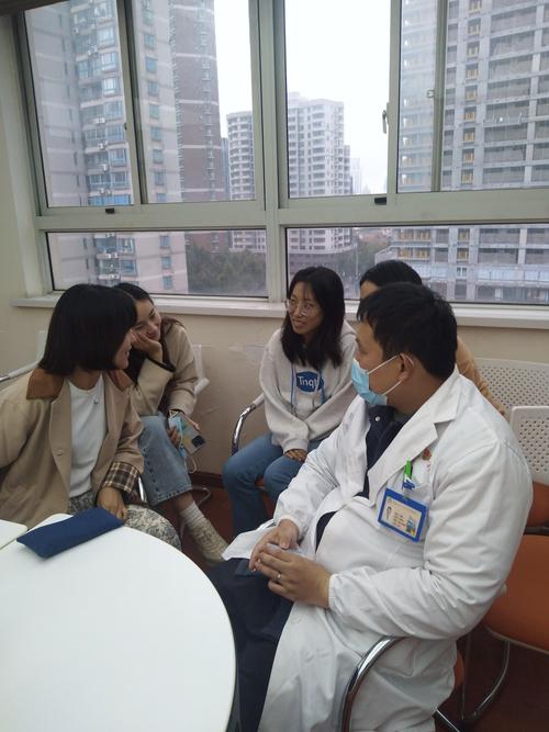 烟台市商贸高级技工学校_商贸旅游专业学生_烟台女性保健课